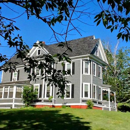 Private 2 Bedrooms And 1 Bathroom In Grand Victorian Home In The Heart Of The Whiite Mountains! Great Host Whitefield Zewnętrze zdjęcie
